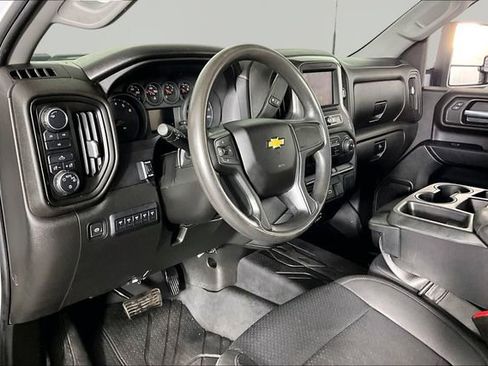 Used 2023 Chevrolet Silverado 2500 Custom w/ Custom Convenience Package AWD/4WD image 16