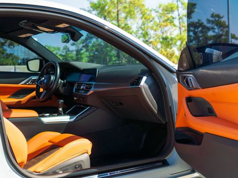 Used 2022 BMW M4 Coupe image 30