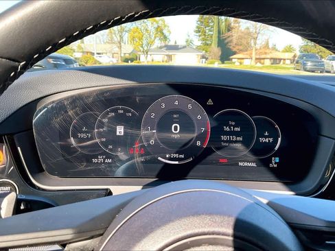 Used 2024 Porsche Cayenne image 21