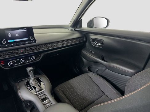 Used 2025 Honda HR-V Sport image 22