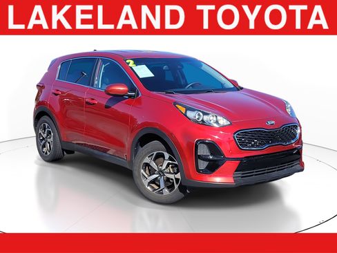 Used 2022 Kia Sportage LX image 1