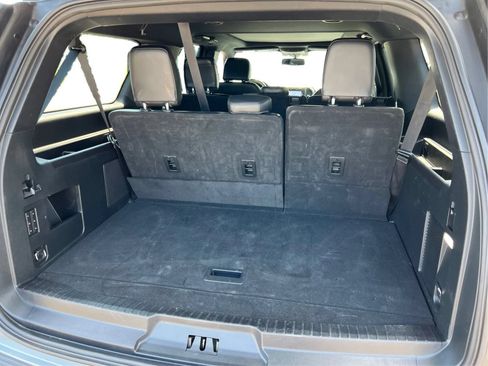 Used 2021 Ford Expedition Max Limited AWD/4WD image 18