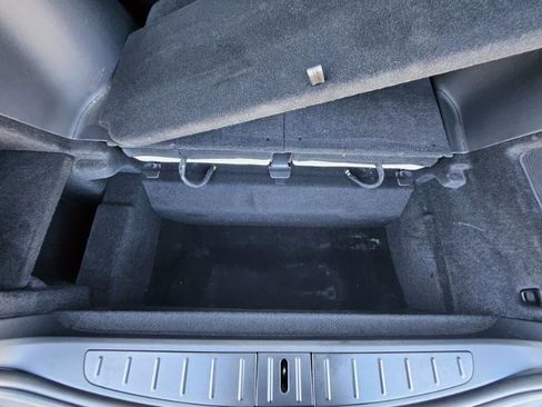 Used 2023 Tesla Model X image 71