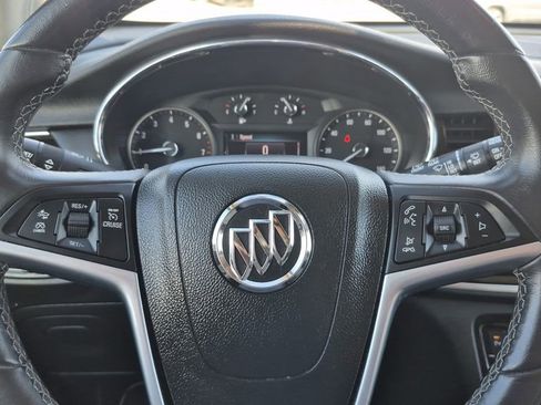 Used 2022 Buick Encore Preferred w/ Safety Package II image 19