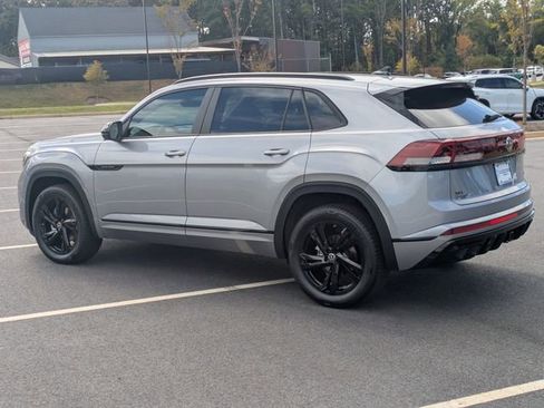 New 2026 Volkswagen Atlas Cross Sport SEL R-Line AWD/4WD image 7