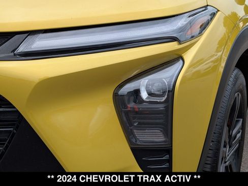 Used 2024 Chevrolet Trax ACTIV w/ Driver Confidence Package FWD image 15