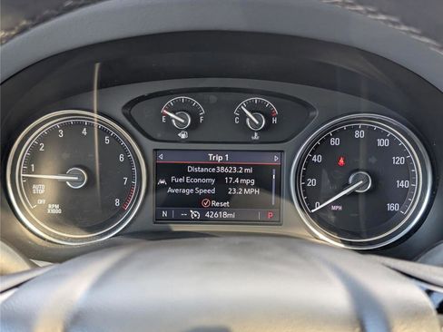 Used 2023 Buick Enclave Essence w/ Experience Buick Package image 33