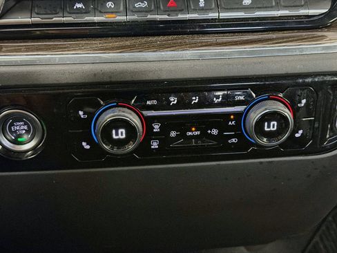 Used 2024 Chevrolet Silverado 1500 LT AWD/4WD image 23