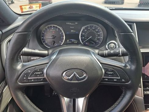 Used 2017 INFINITI Q60 2.0t w/ Cargo Package AWD/4WD image 18