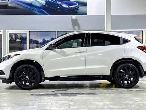Used 2022 Honda HR-V Sport image 2