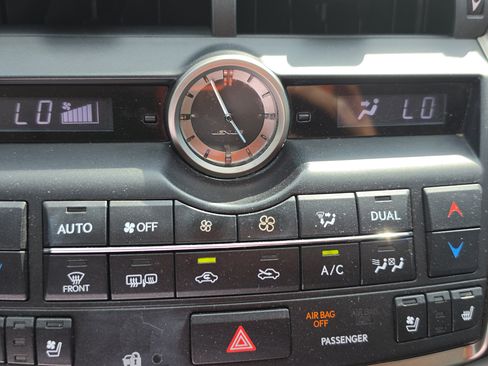 Used 2016 Lexus NX 200t FWD w/ Luxury Package image 25