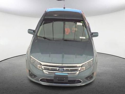 Used 2012 Ford Fusion SE image 2