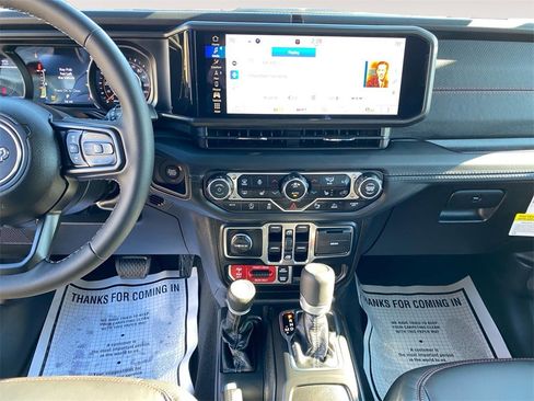 New 2026 Jeep Wrangler Unlimited Rubicon image 11