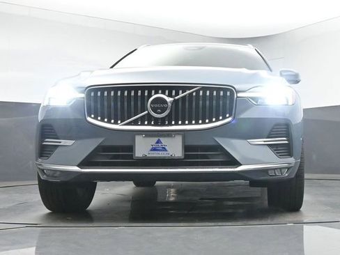 Used 2023 Volvo XC60 B5 Ultimate AWD/4WD image 12