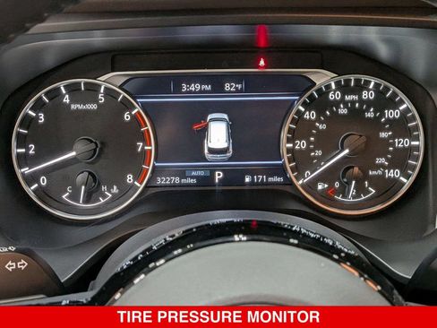 Used 2023 Nissan Rogue SV w/ SV Premium B Package AWD/4WD image 19