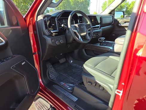 Used 2026 Chevrolet Silverado 1500 RST w/ RST All Star Premium Package AWD/4WD image 10