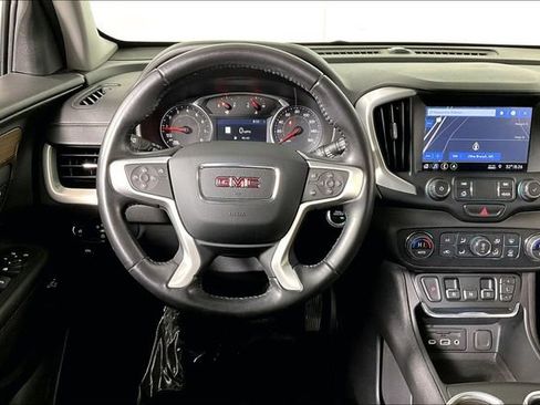 Used 2021 GMC Terrain SLE w/ Driver Convenience Package image 5