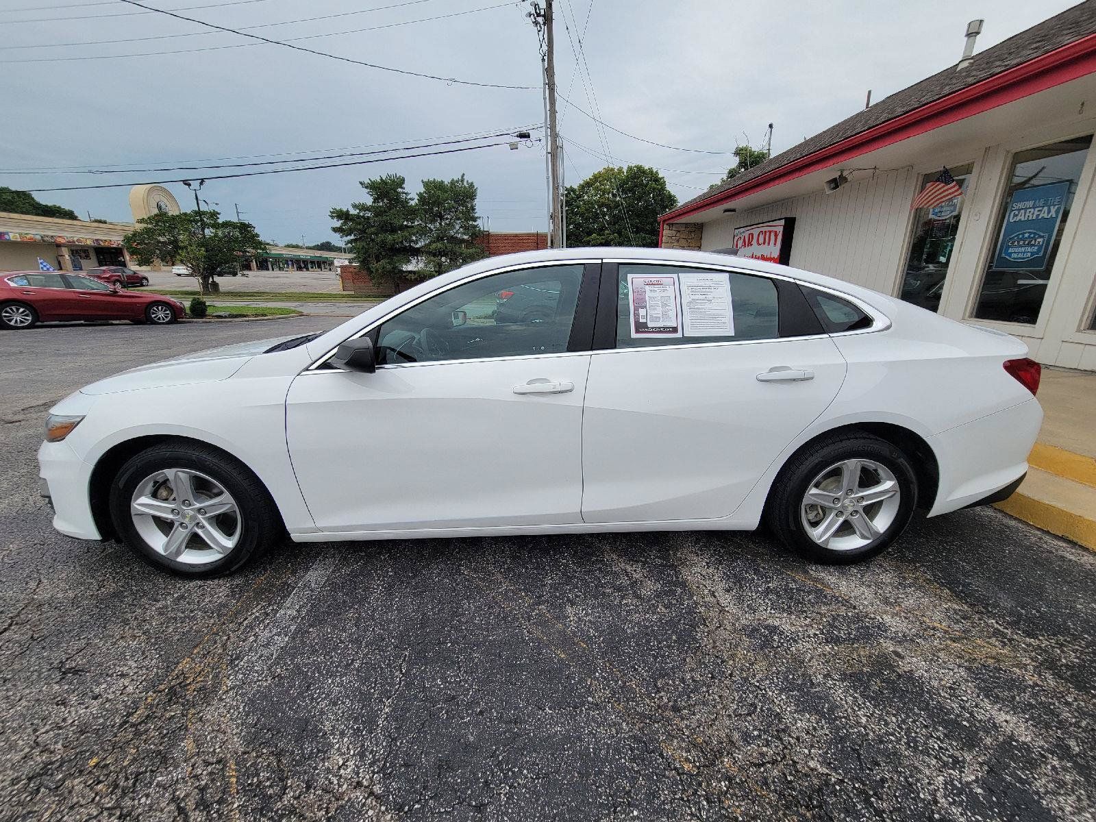 Used 2019 Chevrolet Malibu LS w/ LPO, Convenience Package 2 FWD image 12
