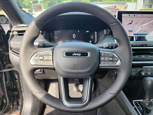 New 2026 Jeep Compass Limited w/ Sun, Sound & Navigation Group AWD/4WD image 29