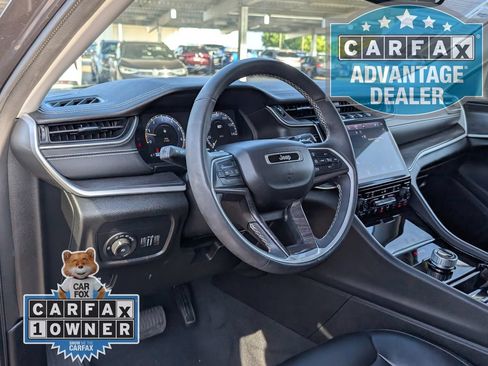 Used 2023 Jeep Grand Cherokee L Limited w/ Trailer Tow Group (B) RWD image 5