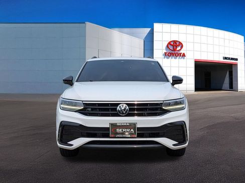 Used 2022 Volkswagen Tiguan SE R-Line FWD image 4