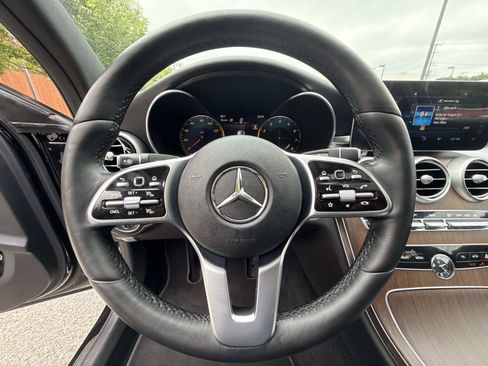 Used 2021 Mercedes-Benz C 300 4MATIC Sedan w/ Premium Package image 9