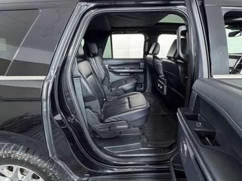 Used 2021 Ford Expedition Max XLT AWD/4WD image 6