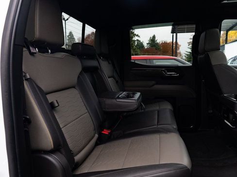 Used 2023 Chevrolet Silverado 1500 ZR2 w/ Technology Package image 24