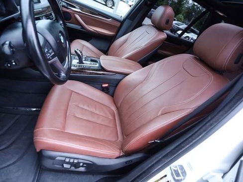 Used 2018 BMW X5 xDrive35i AWD/4WD image 45