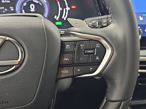 Used 2023 Lexus RX 350h w/ Accessory Package (P1) AWD/4WD image 20