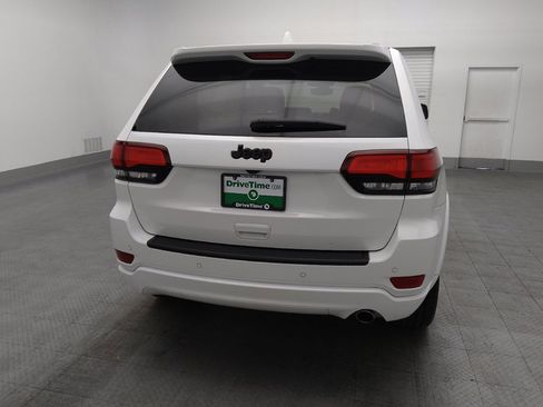 Used 2022 Jeep Grand Cherokee Laredo X image 7