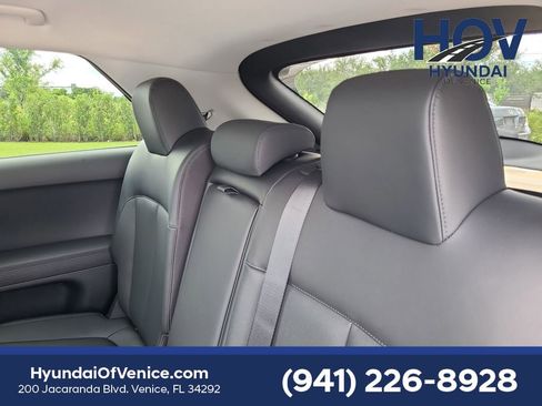 New 2025 Hyundai Ioniq 5 SEL image 5