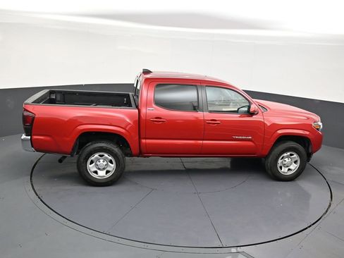 Used 2022 Toyota Tacoma SR5 RWD image 17