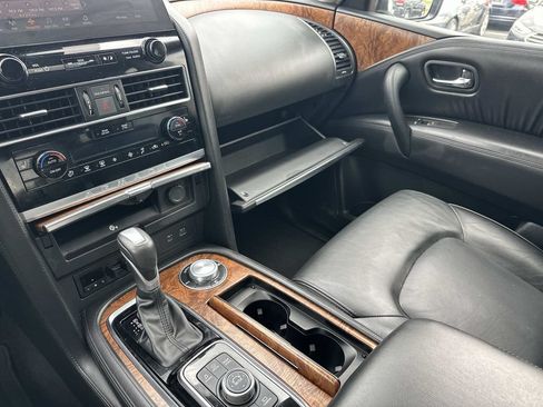 Used 2024 Nissan Armada SL w/ Captain's Chairs Package AWD/4WD image 35