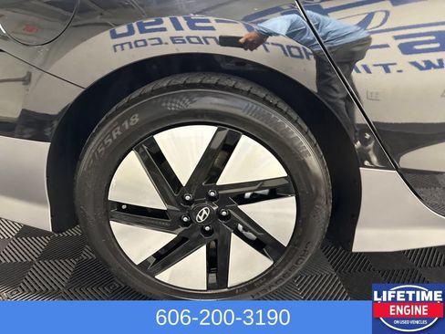 Used 2023 Hyundai Ioniq 6 SE RWD image 7