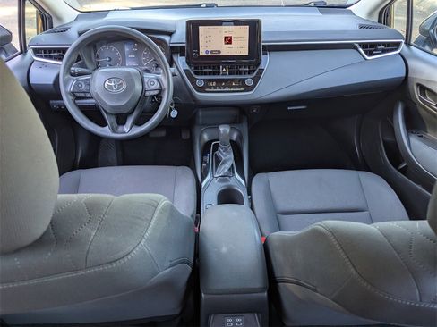 Used 2024 Toyota Corolla LE image 9
