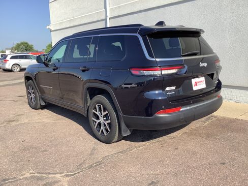 Used 2024 Jeep Grand Cherokee L Limited w/ Trailer Tow Package AWD/4WD image 7
