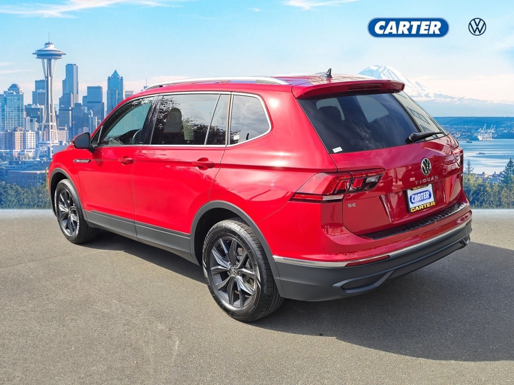 Used 2024 Volkswagen Tiguan SE AWD/4WD image 5