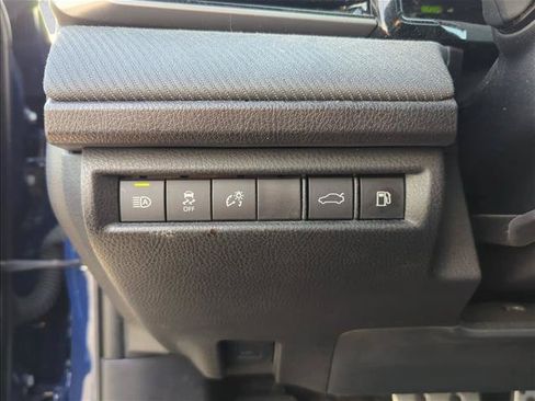 Certified 2025 Toyota Camry SE w/ Convenience Package FWD image 9