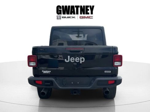 Used 2022 Jeep Gladiator Overland w/ Popular Equipment Package AWD/4WD image 4
