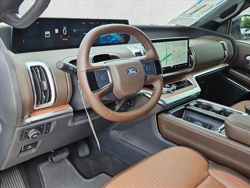New 2027 Ford Expedition King Ranch AWD/4WD image 3