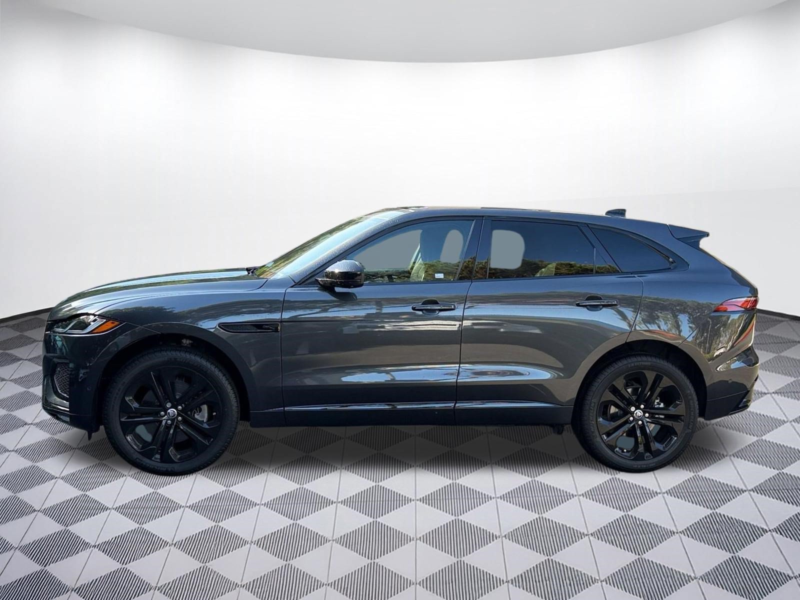 New 2026 Jaguar F-PACE R-Dynamic S AWD/4WD image 2