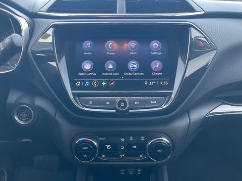 Used 2021 Chevrolet TrailBlazer LT w/ Convenience Package image 8