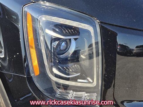 Used 2022 Kia Telluride S image 7