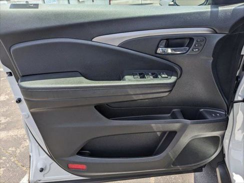 Certified 2022 Honda Pilot Special Edition image 10