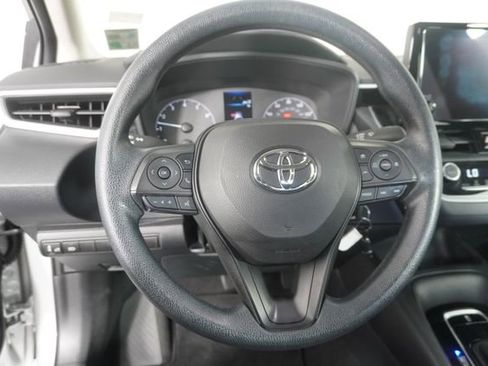 Used 2023 Toyota Corolla LE FWD image 23
