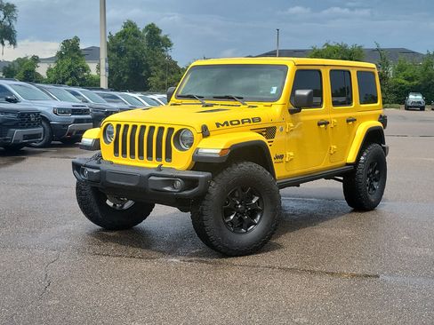 Used 2018 Jeep Wrangler Unlimited Sahara w/ Quick Order Package 24M Moab AWD/4WD image 1