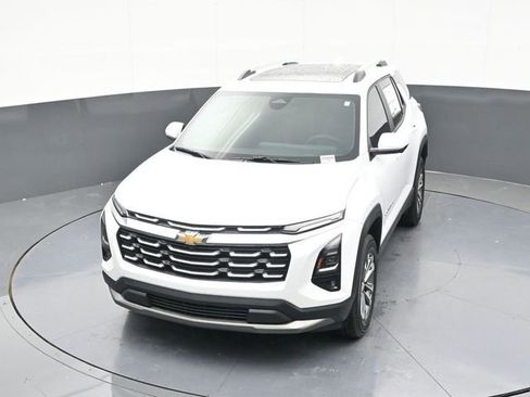 New 2026 Chevrolet Equinox LT w/ Convenience Package II FWD image 68