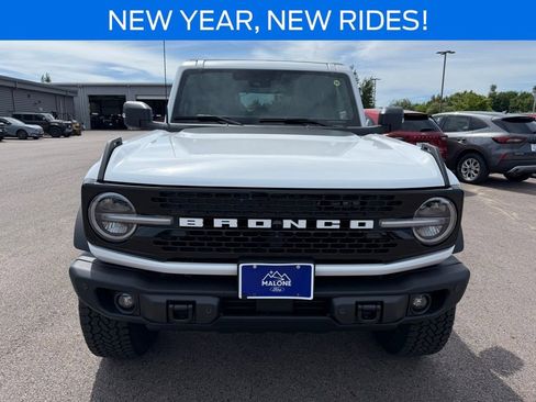 New 2025 Ford Bronco Badlands image 10