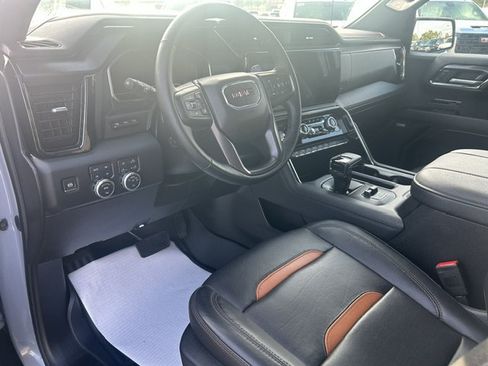 Used 2024 GMC Sierra 1500 AT4 w/ Technology Package AWD/4WD image 20
